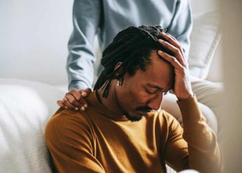 چطور به فرد افسرده کمک کنیم